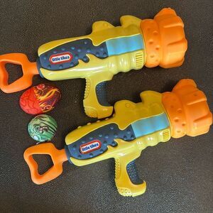 Little Tikes Mighty 2 Boom Blaster and 2 Foam Ball Launchers
